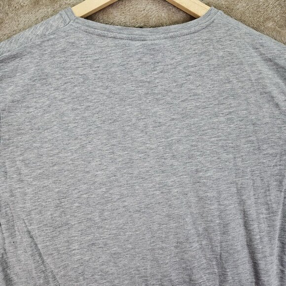 Game Of Thrones Winter Is Coming Stark T-Shirt Women's Size L Gray Short Sleeve - Picture 8 of 10